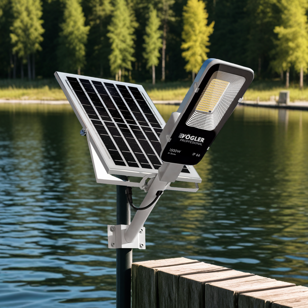 Erőteljes napelemes lámpa, alkonyatérzékelő, távirányító, Vögler Professional 1500W